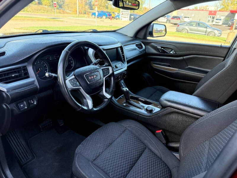 2019 GMC Acadia SLE-2