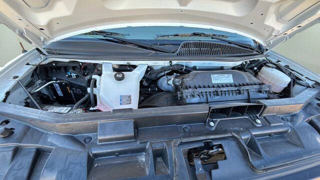 2023 GMC Savana 2500