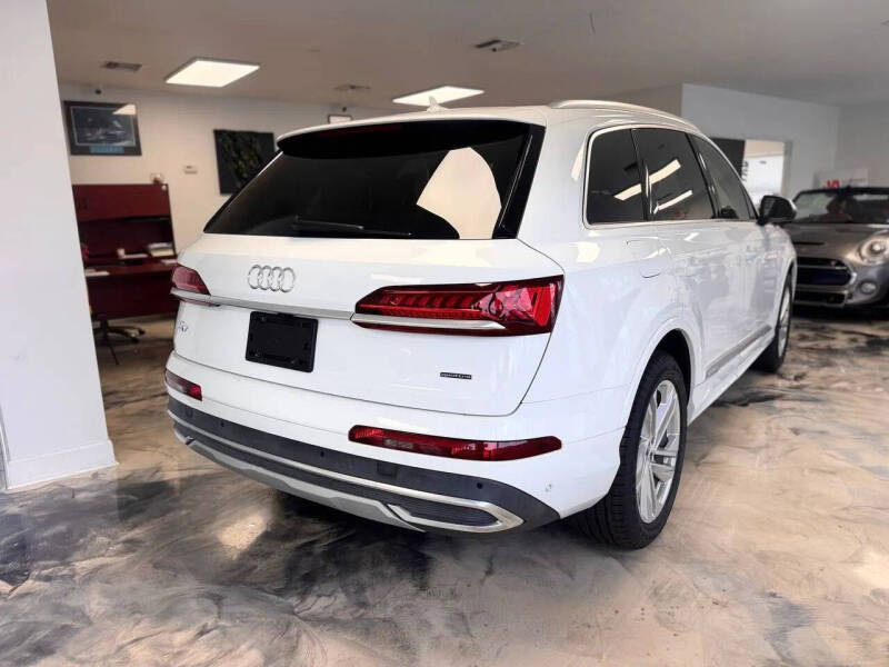 2021 Audi Q7 quattro Premium Plus 55 TFSI