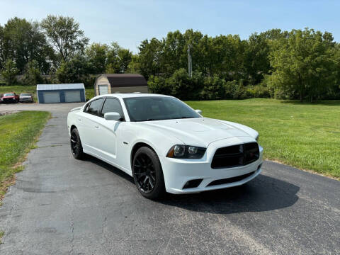 2014 Dodge Charger for sale at Sinclair Auto Inc. in Pendleton IN