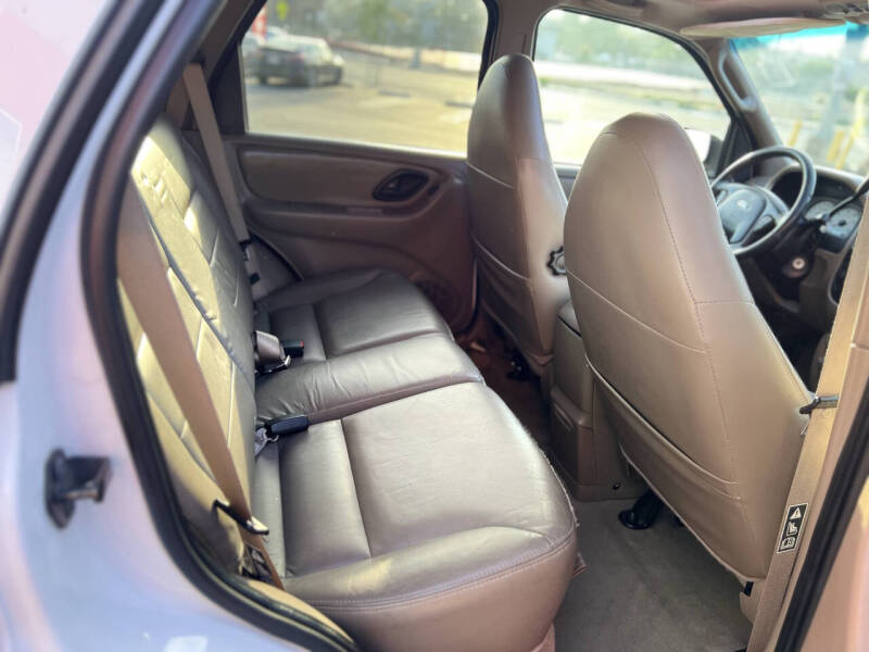 2001 Ford Escape XLT