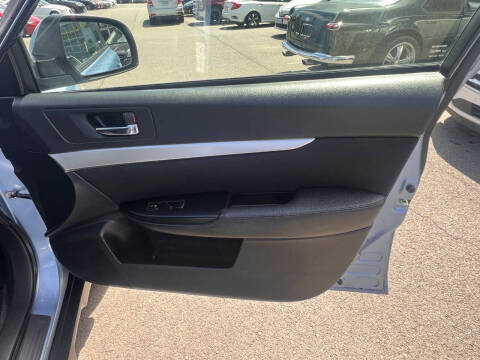 2011 Subaru Outback 2.5i Premium