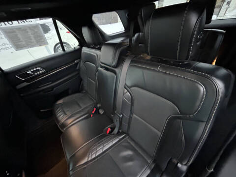 2017 Ford Explorer Platinum