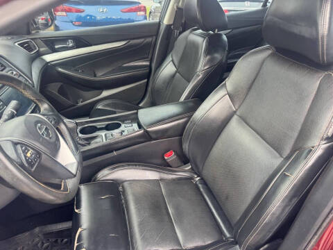2017 Nissan Maxima