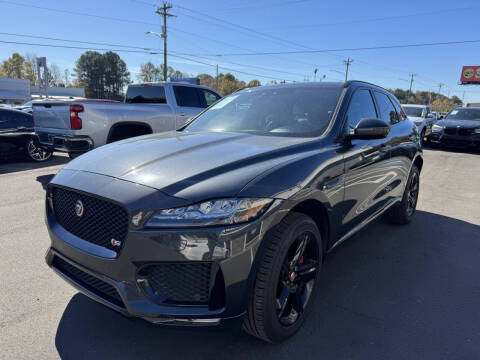 2018 Jaguar F-PACE S