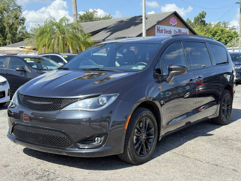 2020 Chrysler Pacifica Launch Edition