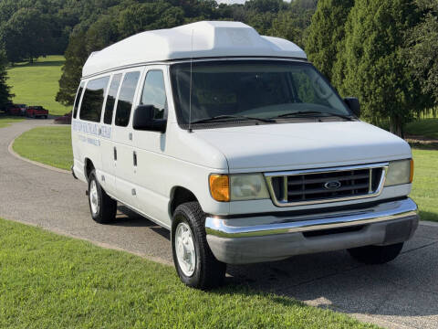 2003 Ford E-Series E-350 SD XLT