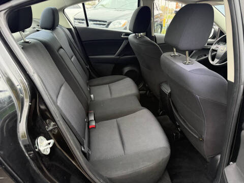 2010 Mazda MAZDA3 i Sport