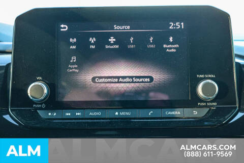 2022 Nissan Pathfinder SV