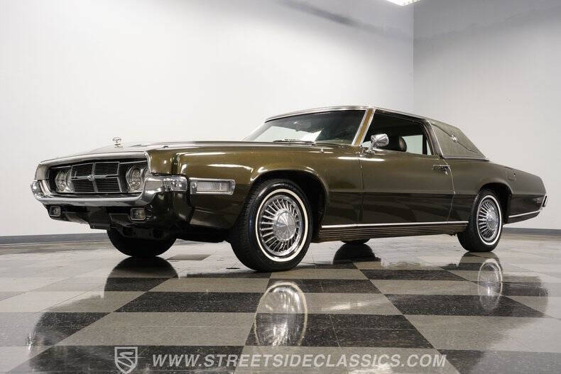 1969 Ford Thunderbird