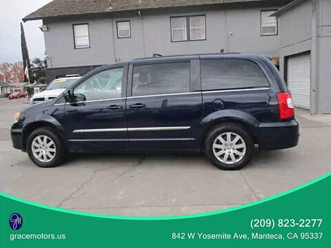 2014 Chrysler Town and Country Touring