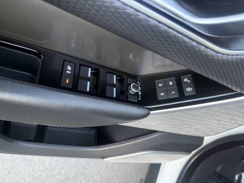 2018 Land Rover Range Rover Velar P380 S