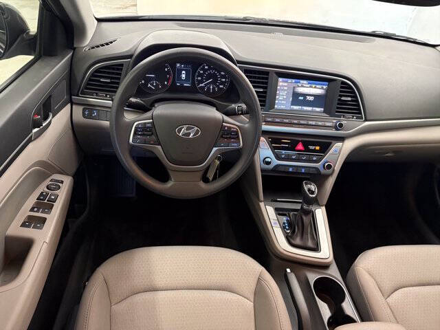 2018 Hyundai Elantra