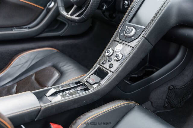 2013 McLaren MP4-12C Spider