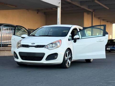 2013 Kia Rio 5-Door SX