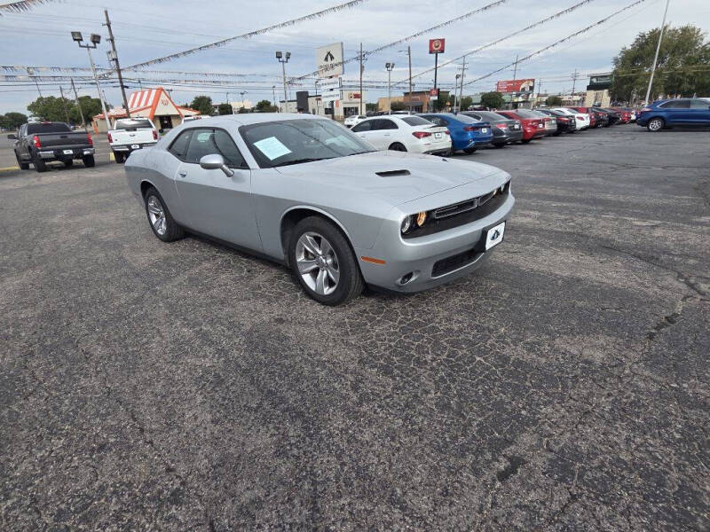 2022 Dodge Challenger SXT
