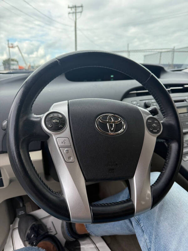 2010 Toyota Prius II