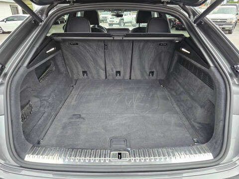 2019 Audi Q8 quattro Prestige 55 TFSI