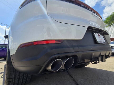 2024 Porsche Cayenne S