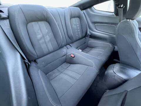 2019 Ford Mustang EcoBoost