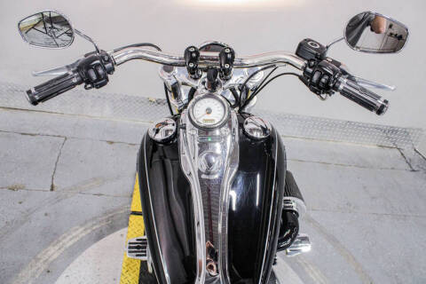 2011 Harley-Davidson Wide Glide