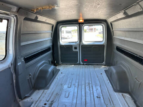 2011 Ford E-Series E-150