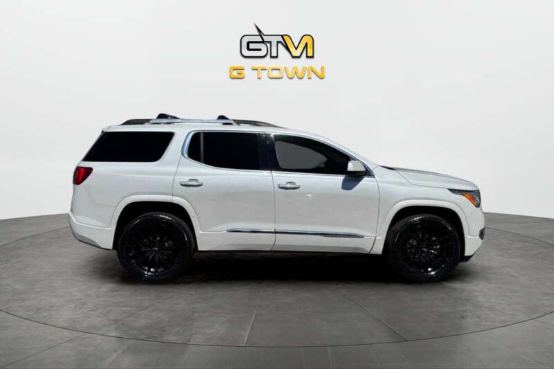 2019 GMC Acadia Denali