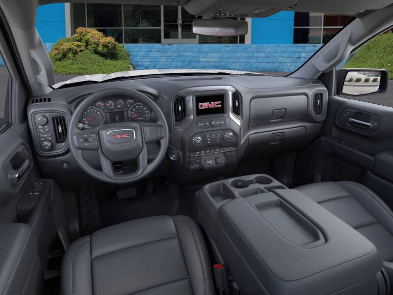 2025 GMC Sierra 1500 Pro