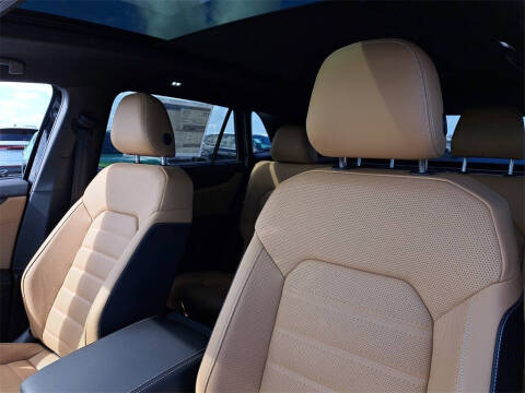 2026 Volkswagen Atlas Cross Sport SEL R-Line Black 4Motion