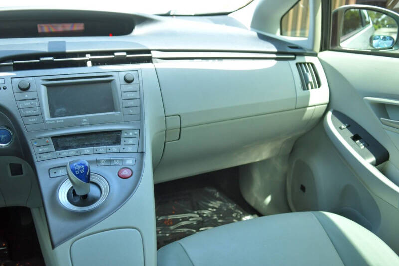 2012 Toyota Prius Three