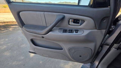 2001 Toyota Sequoia Limited