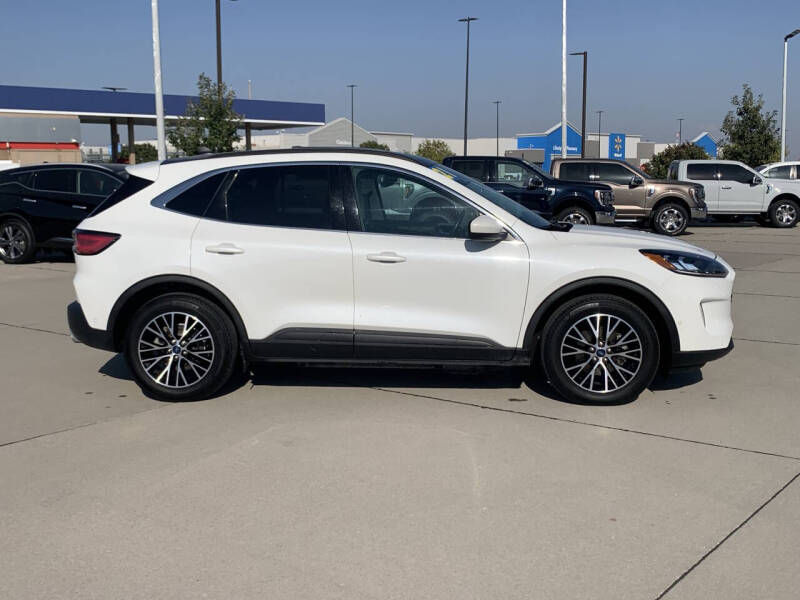 2021 Ford Escape Plug-In Hybrid Titanium