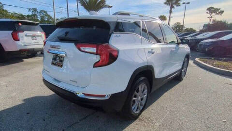 2023 GMC Terrain SLT