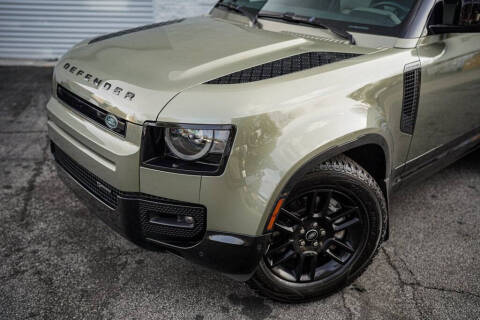 2022 Land Rover Defender 90 X-Dynamic S