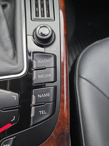 2011 Audi A4 2.0T quattro Avant Prestige