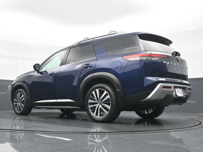 2022 Nissan Pathfinder Platinum