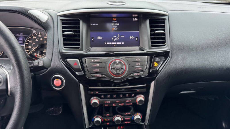 2018 Nissan Pathfinder S