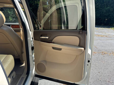 2012 Chevrolet Avalanche LTZ