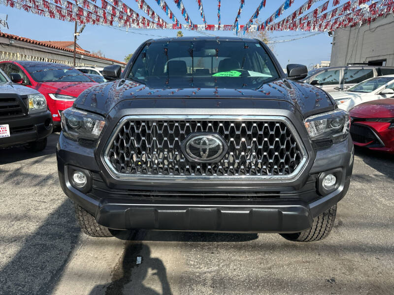 2022 Toyota Tacoma TRD Off Road photo 8