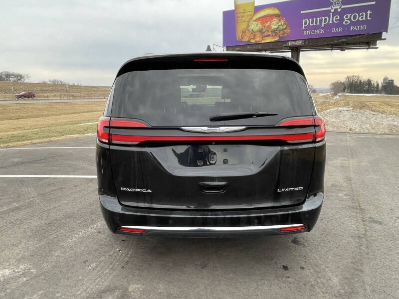 2022 Chrysler Pacifica Limited