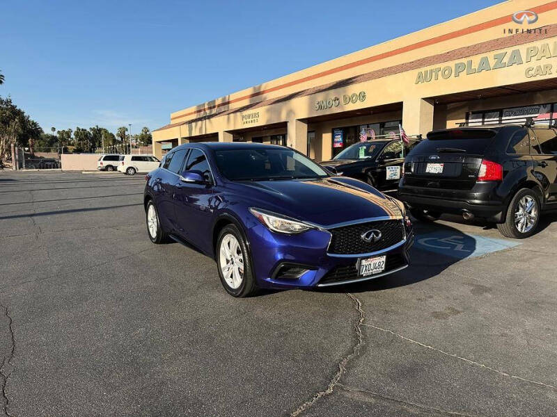 2017 Infiniti QX30