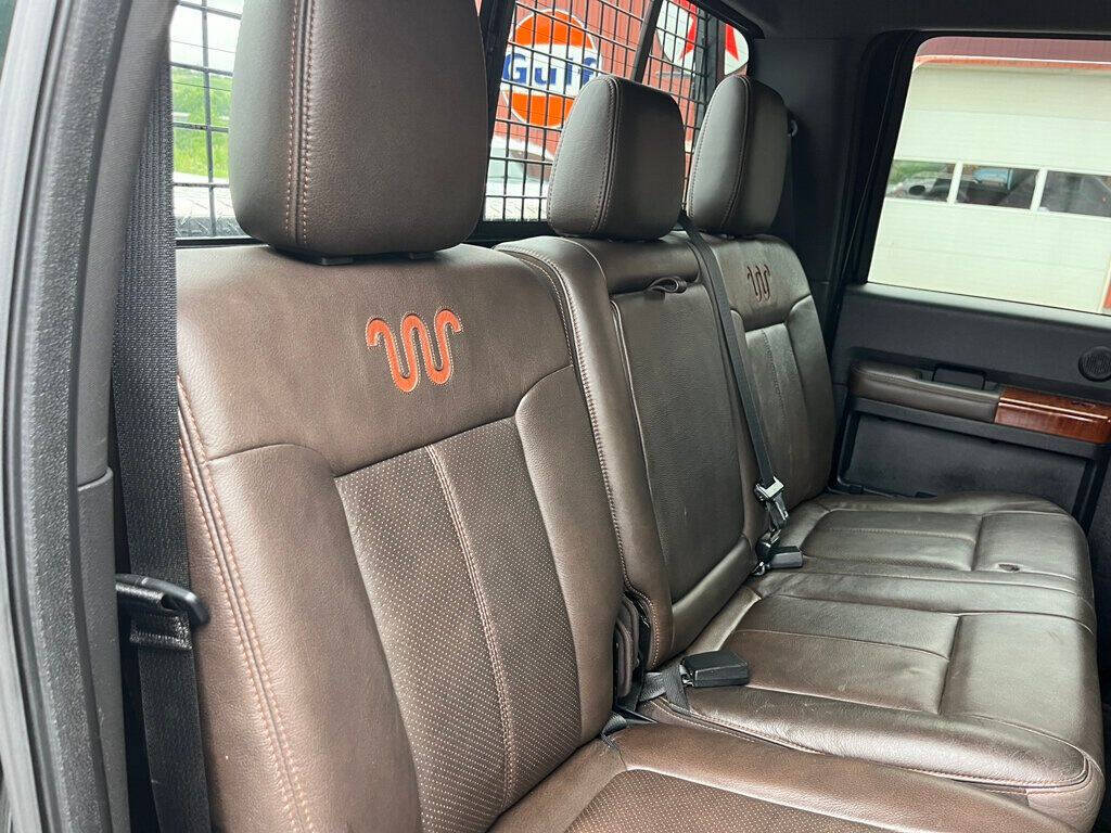 2015 Ford F-450 Super Duty 57