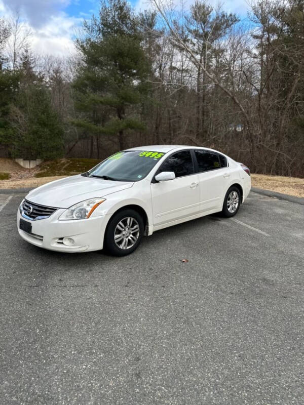 2011 Nissan Altima for sale at Almanzar Auto Sales in Bridgewater MA
