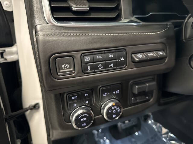 2024 GMC Yukon XL Denali Ultimate