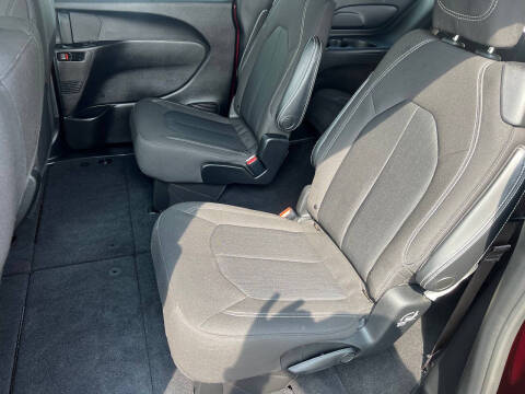 2021 Chrysler Pacifica Touring