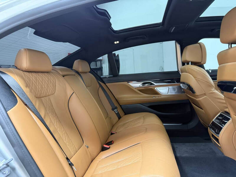 2021 BMW 7 Series 750i xDrive