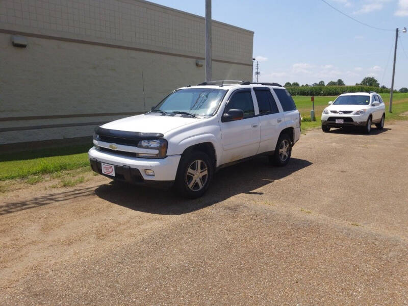 2005 Chevrolet TrailBlazer for sale at Frontline Auto Sales in Martin TN