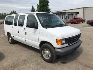 2006 Ford E-Series Wagon for sale at WELLER BUDGET LOT in Grand Rapids MI