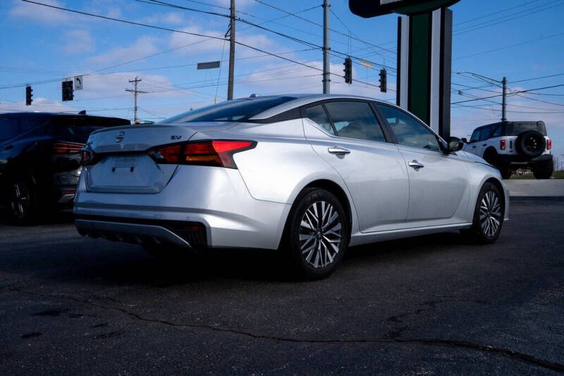 2024 Nissan Altima 2.5 SV