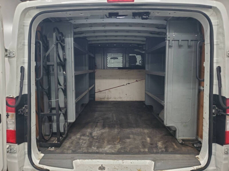 2017 Nissan NV 1500 S